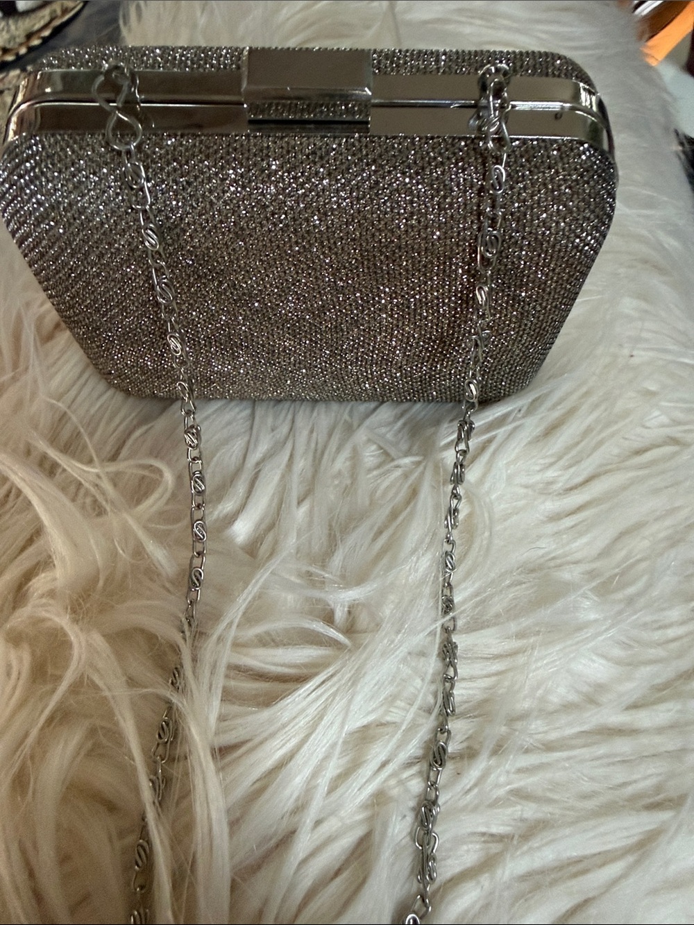 Like New!Gunne Sax Gold /Silver ish Metallic Evening Clutch with Chain Strap